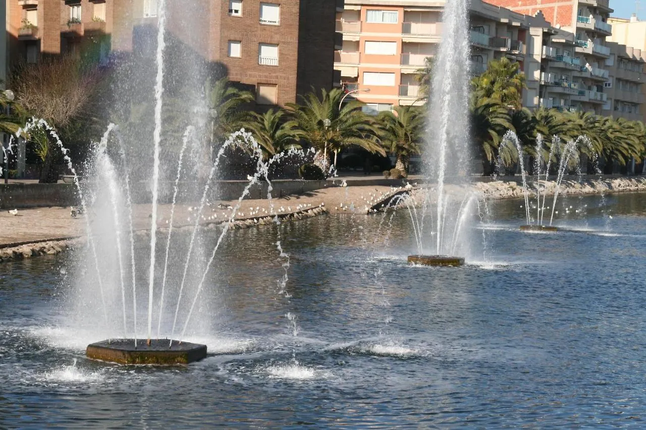 R142 Manila Resort Central Calafell Spain